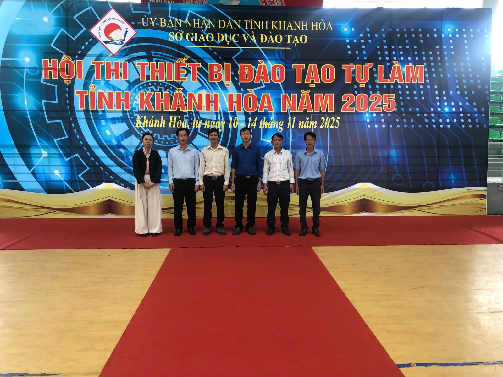 TRƯỜNG TRUNG CẤP NGHỀ VẠN NINH THAM GIA HỘI THI THIẾT BỊ ĐÀO TẠO TỰ LÀM TỈNH KHÁNH HÒA NĂM 2025